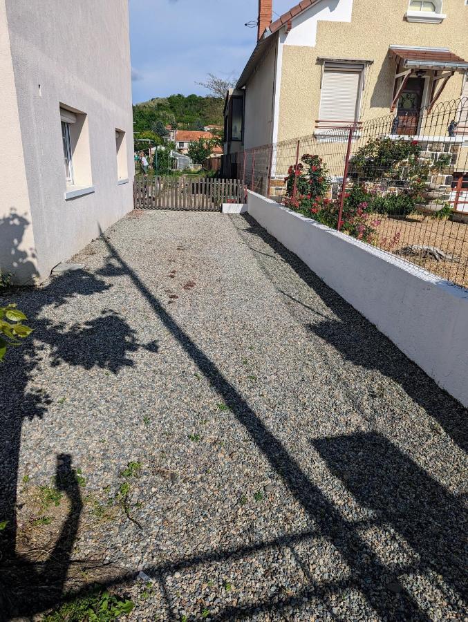 Studio 26 Vic-le-Comte ภายนอก รูปภาพ
